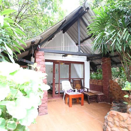 Pine Bungalow Krabi town Dış mekan fotoğraf